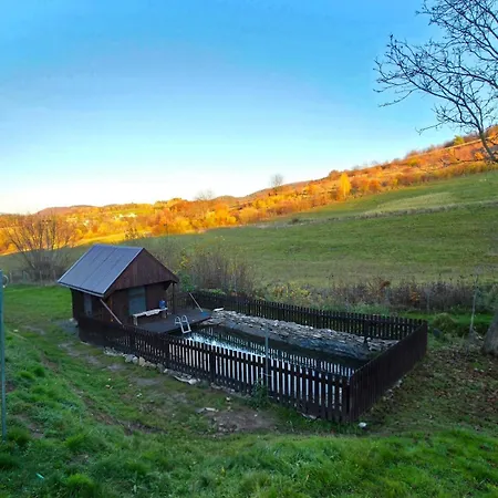 بيت للعطل U Richtara