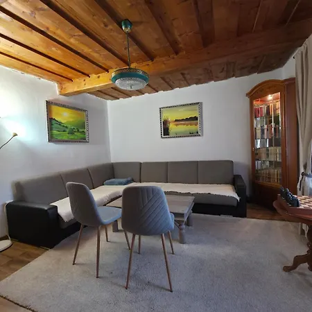 U Richtara بيت للعطل